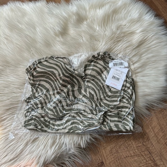 Andie Green Plunge Neck One Piece Swimsuit - Picture 4 of 5